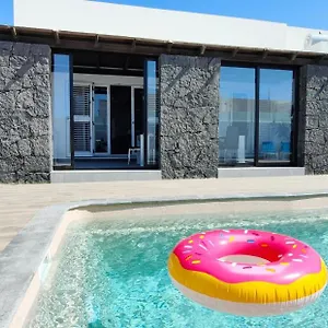Fedelian Avec Jardin Et Piscine Chauffee , Playa Blanca (Lanzarote) Spain