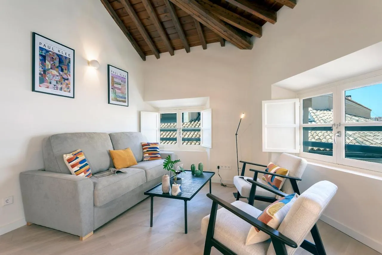 Apartamentos Thyssen Cisneros By Rent Me Málaga