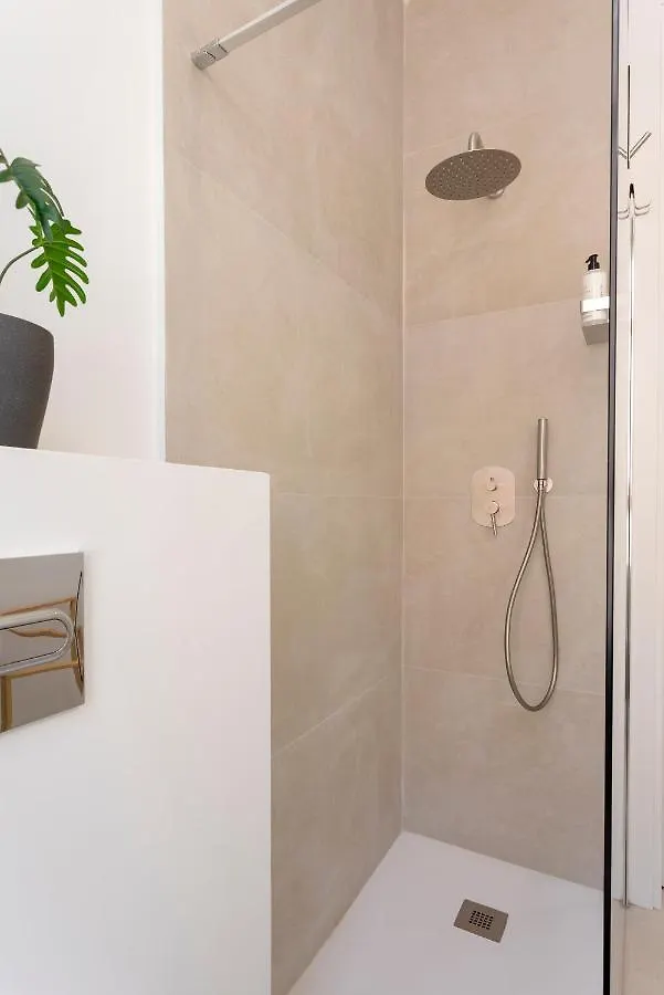 Apartamentos Thyssen Cisneros By Rent Me Málaga